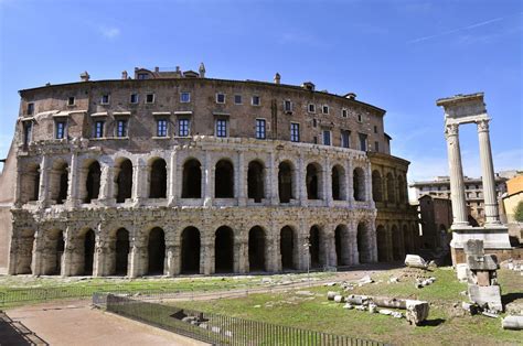 bandiera rolex via del teatro marcello|Storia .